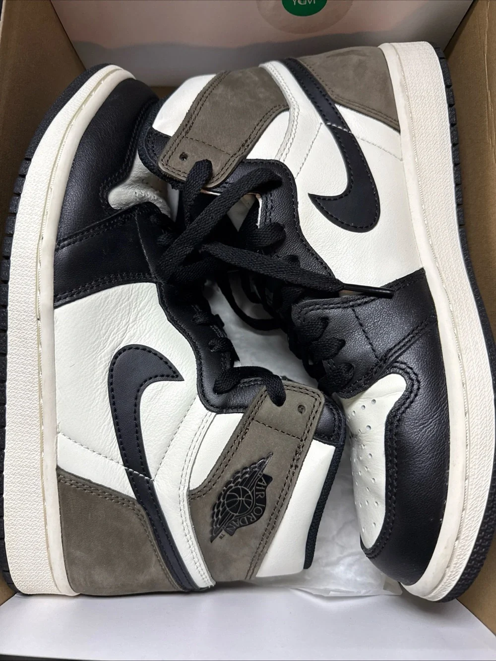 Jordan 1 Dark Mocha(2020)with Original Receipt